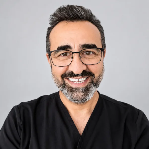 Tarik Hamakarim
